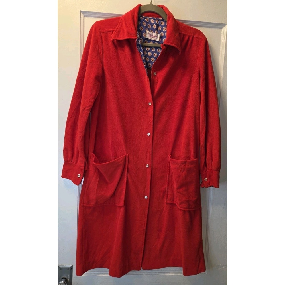 Women Vintage Robe SIZE M/L red velour EVELYN PEARSON LOUNGING APPAREL 60s 70s